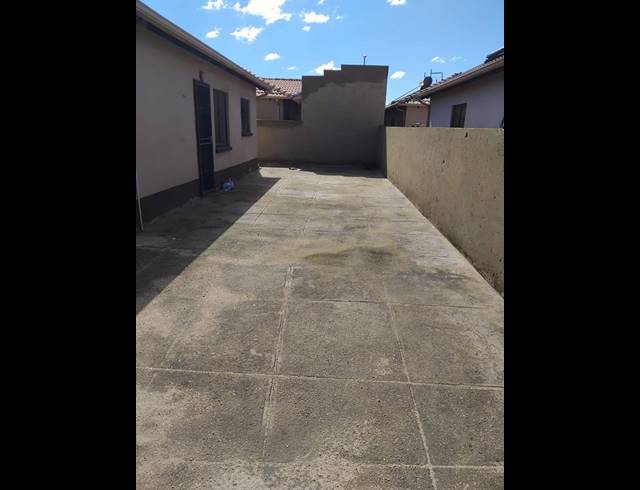 3 BEDROOM HOUSE FOR SALE IN WINDMILL PARK
